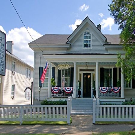 Chesnut Cottage Inn Bed & Breakfast 컬럼비아 외부 사진