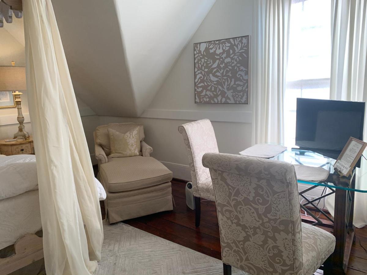Chesnut Cottage Inn Bed & Breakfast 컬럼비아 외부 사진