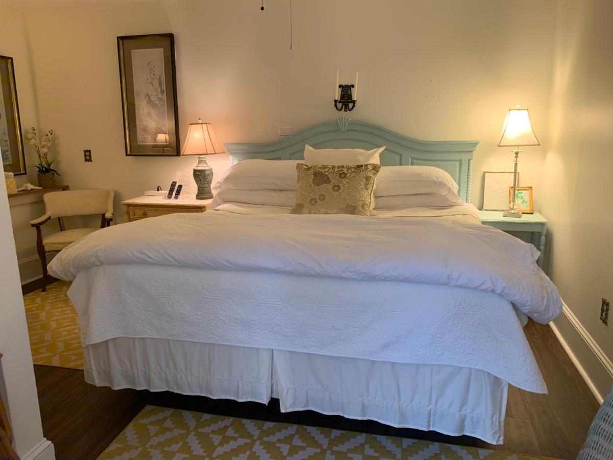 Chesnut Cottage Inn Bed & Breakfast 컬럼비아 외부 사진