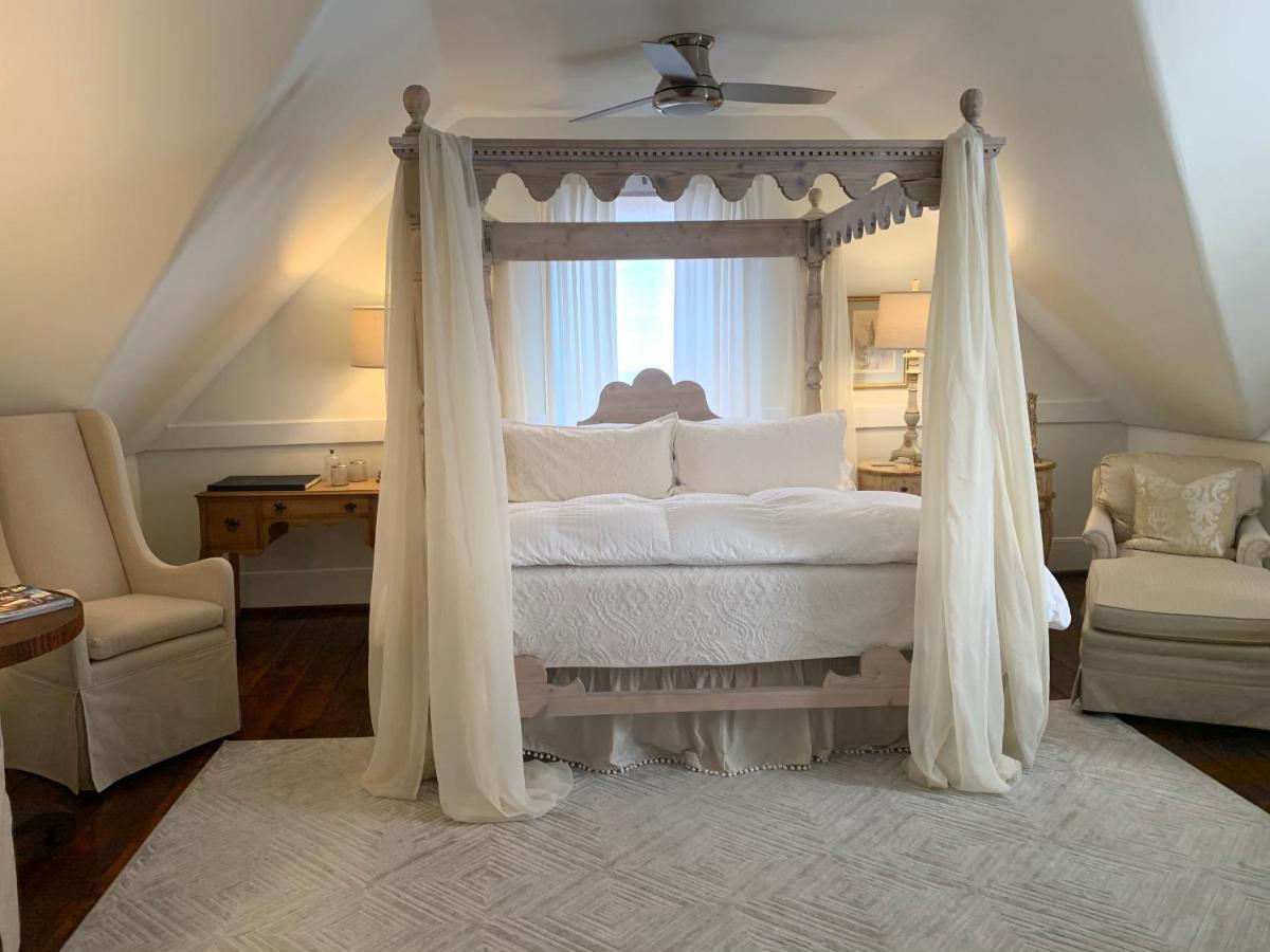 Chesnut Cottage Inn Bed & Breakfast 컬럼비아 외부 사진