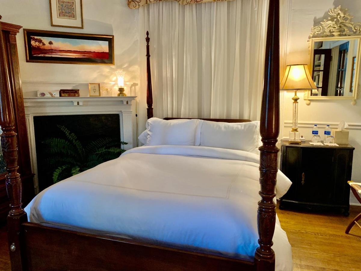 Chesnut Cottage Inn Bed & Breakfast 컬럼비아 외부 사진